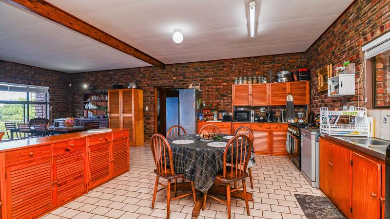 5 Bedroom Property for Sale in Dana Bay Western Cape